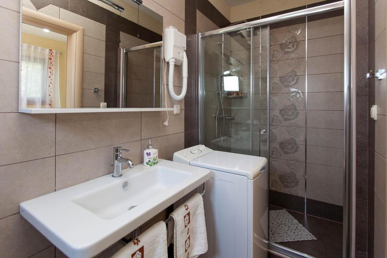 Apartments With A Parking Space Jadranovo, Crikvenica - 2377 Exterior photo
