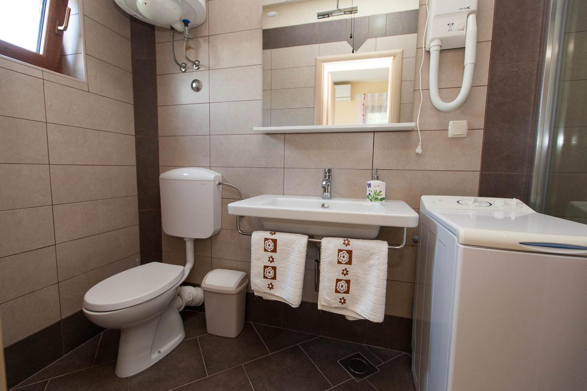 Apartments With A Parking Space Jadranovo, Crikvenica - 2377 Room photo